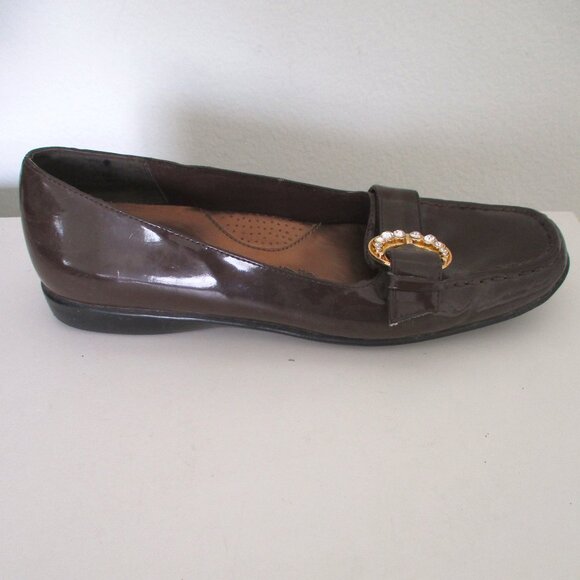 Bellini Womens Faux Chocolate Patent Leather w/Bling Flat Loafer - Size 8M - Picture 5 of 10
